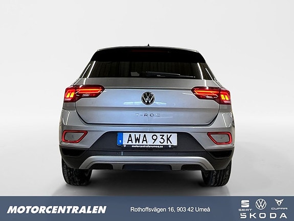 Volkswagen T-Roc 5 of 5