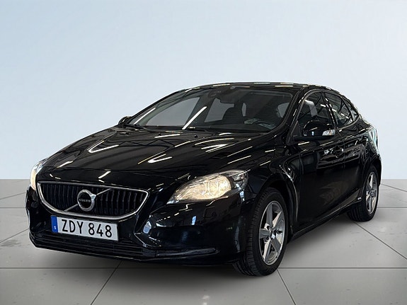 Volvo V40 16 of 20
