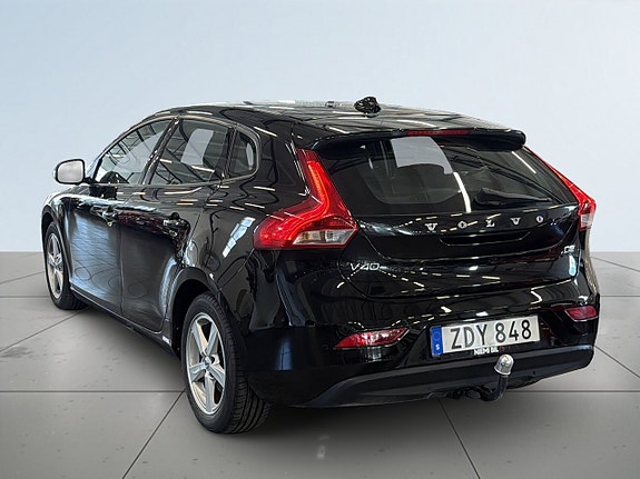 Volvo V40 5 of 5