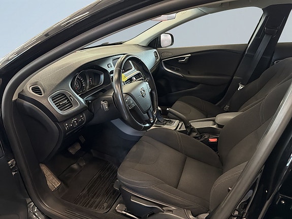 Volvo V40 7 of 20