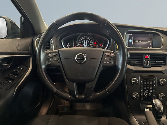 Volvo V40 9 of 20
