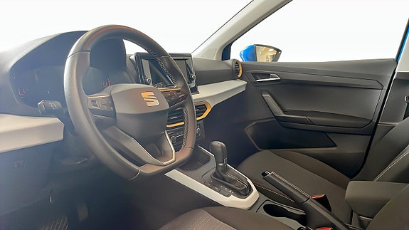 Seat Arona 7 of 13
