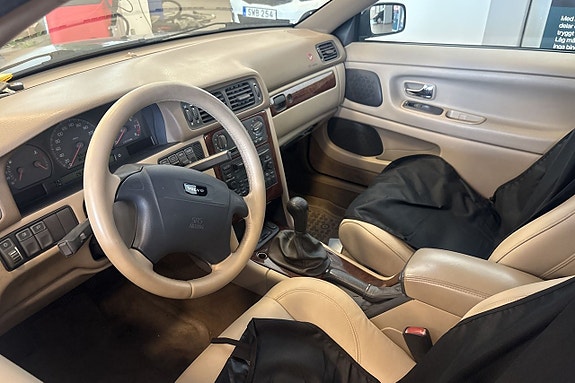 Volvo C70 13 of 20