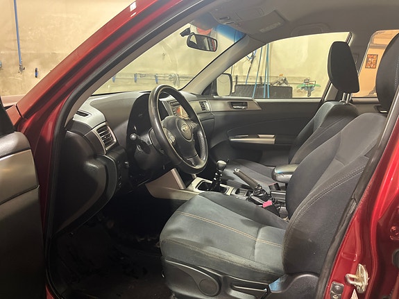 Subaru Forester 4 of 5
