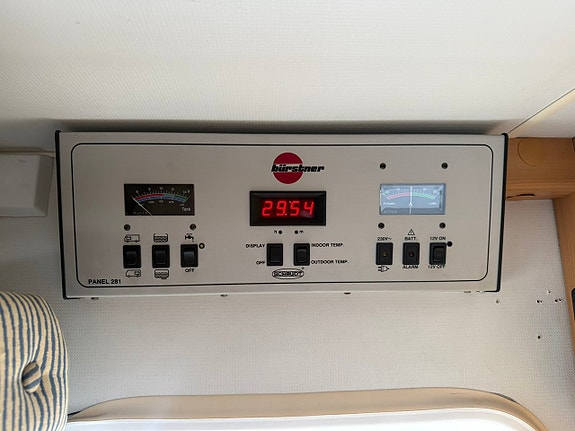 Bürstner i 592 2.5TDI 14 of 16