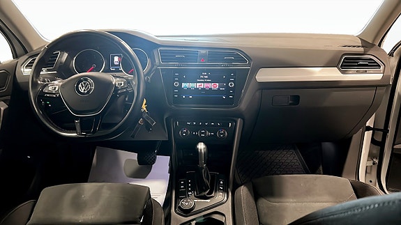 Volkswagen Tiguan 4 of 18