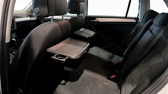 Volkswagen Tiguan 16 of 18