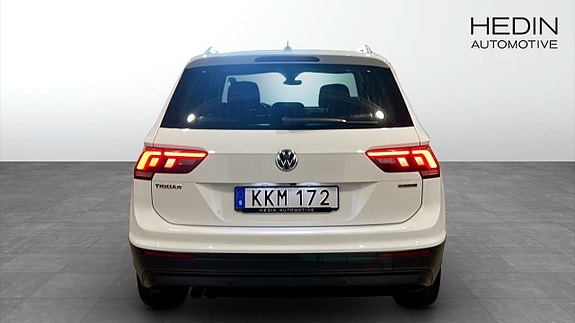 Volkswagen Tiguan 7 of 18