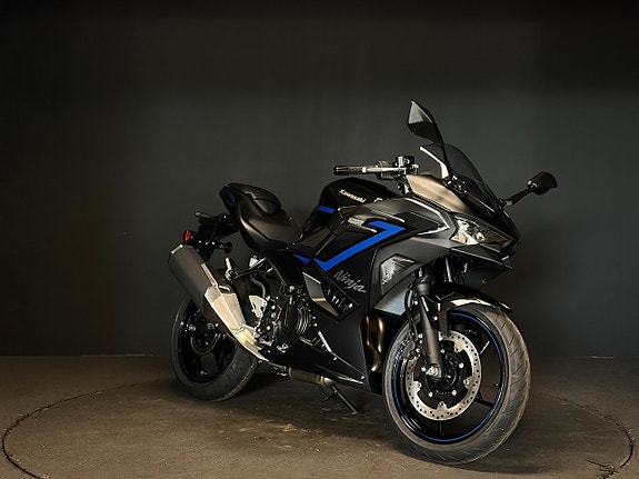 Kawasaki Ninja 500 SE 3 of 5