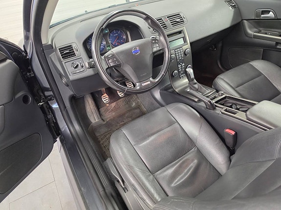 Volvo C30 D2 Man *2012 R-Design Skinn* Atraktor 5 of 5
