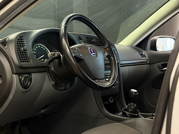 Saab 9-3 14 of 24
