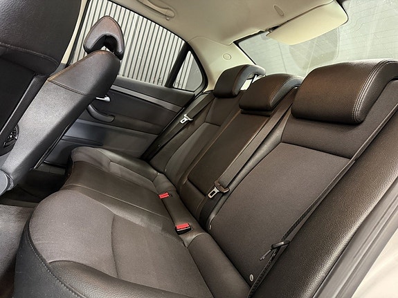 Saab 9-3 12 of 24
