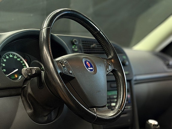 Saab 9-3 15 of 24