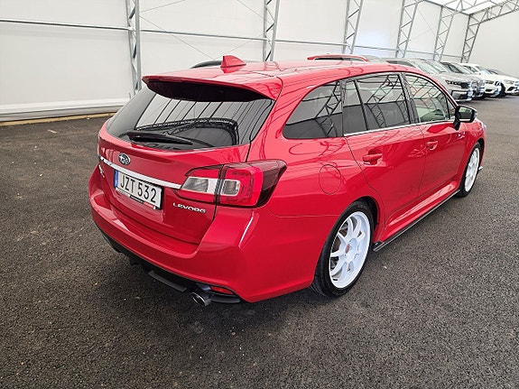 Subaru Levorg 4 of 5