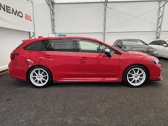 Subaru Levorg 3 of 5