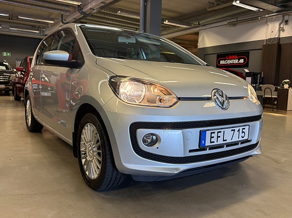 Volkswagen UP! 5 of 5