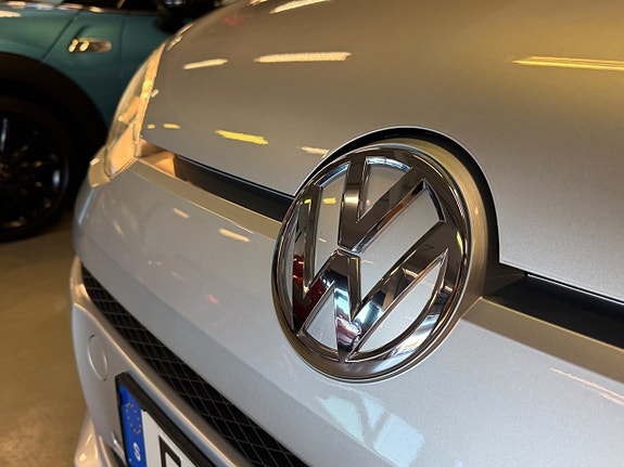 Volkswagen UP! 10 of 28