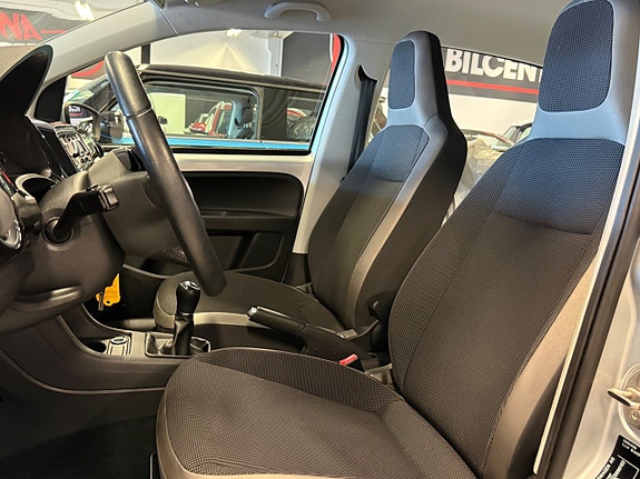 Volkswagen UP! 18 of 28