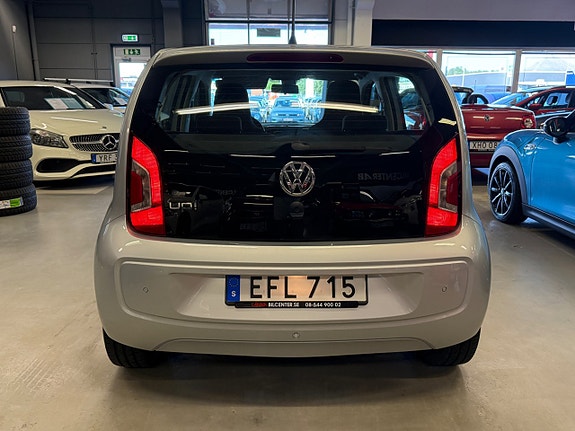 Volkswagen UP! 8 of 28