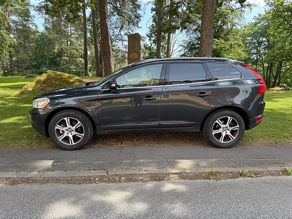 Volvo XC60 4 of 5
