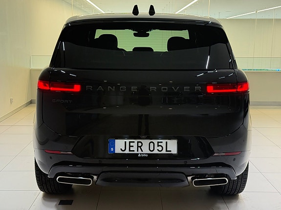 Land Rover Range Rover Sport 5 of 5