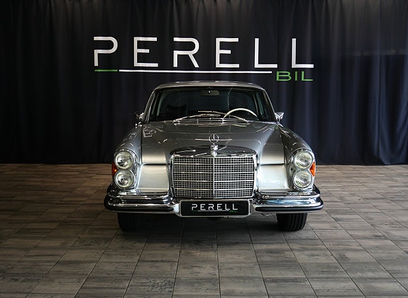 Mercedes-Benz 280 SE 5 of 5