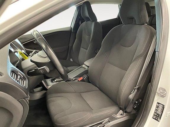 Volvo V40 9 of 20