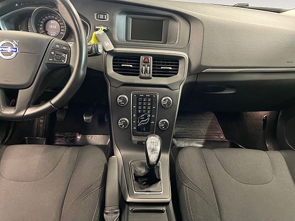 Volvo V40 11 of 20