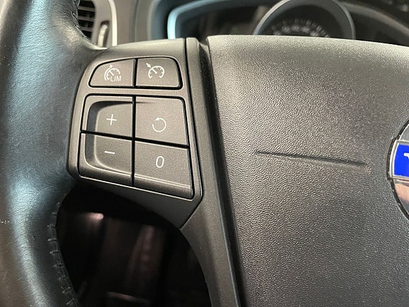 Volvo V40 19 of 20