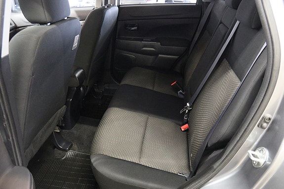 Mitsubishi ASX 8 of 13