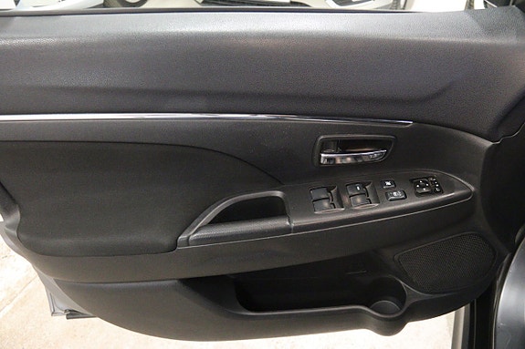 Mitsubishi ASX 7 of 13