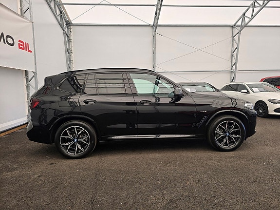BMW X3 2 of 5