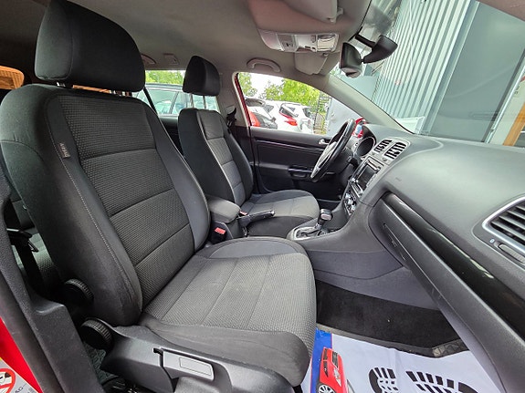 Volkswagen Golf VI 9 of 13