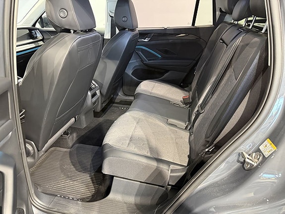 Volkswagen Tayron 14 of 18
