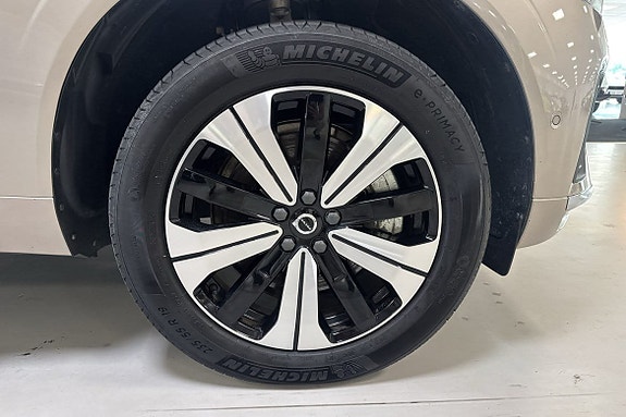 Volvo XC60 7 of 10