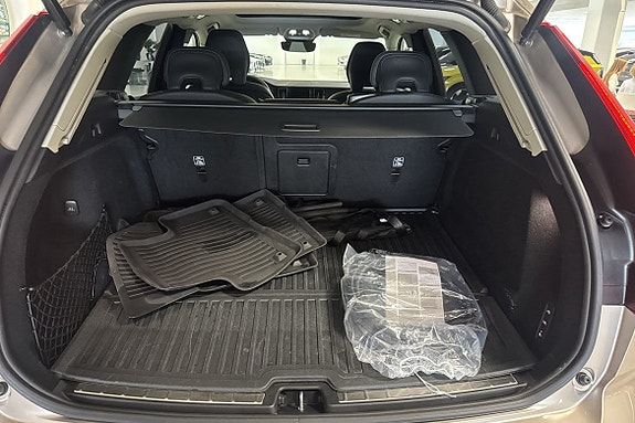Volvo XC60 8 of 10