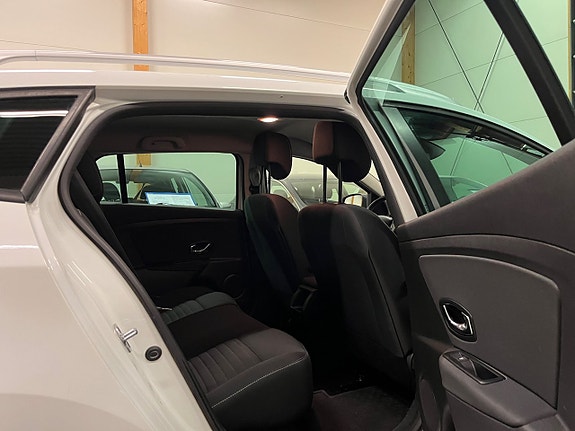 Renault Megane 11 of 15
