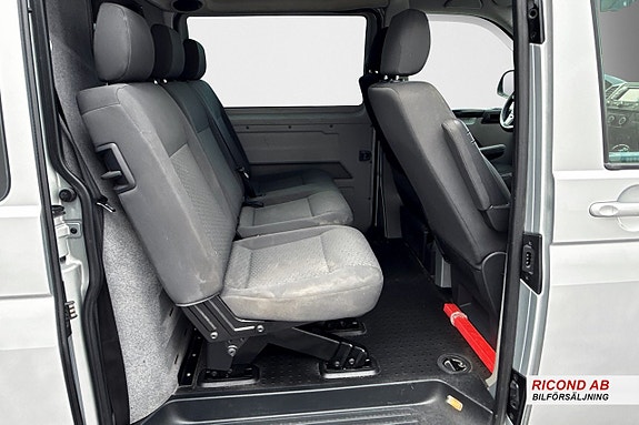 Volkswagen Transporter 8 of 13