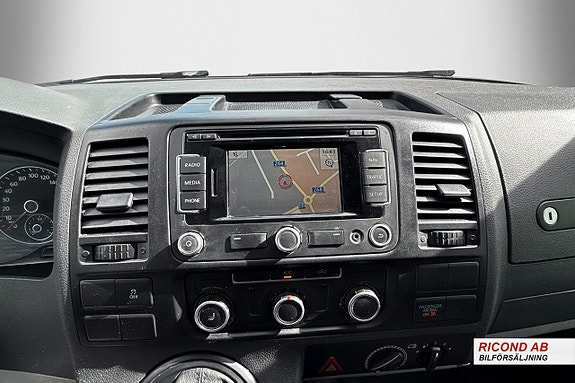 Volkswagen Transporter 10 of 13