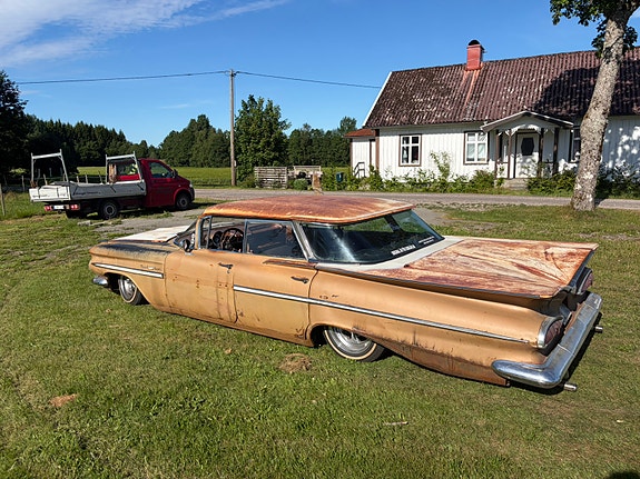 Chevrolet Bel Air 2 of 5
