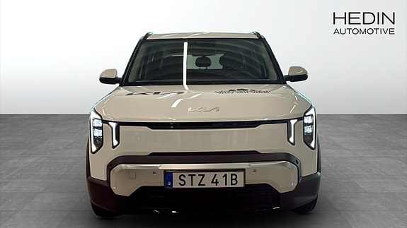 Kia EV2 2 of 18