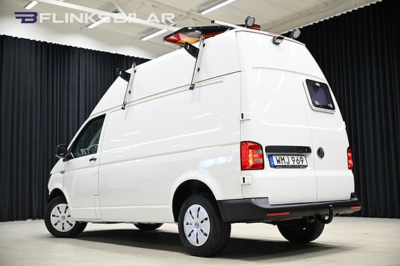 Volkswagen Transporter 4 of 30