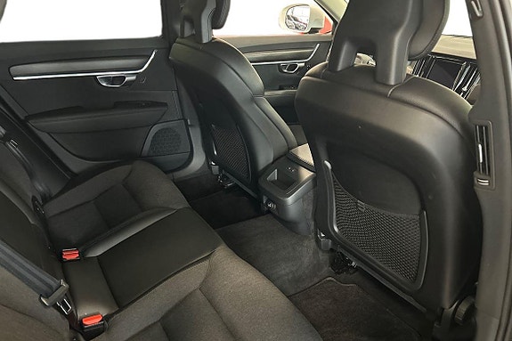 Volvo V90 Cross Country 9 of 21