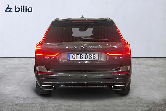 Volvo XC60 5 of 22