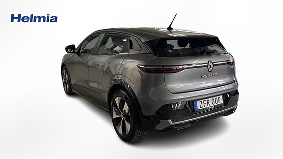 Renault Megane E-Tech 3 of 5