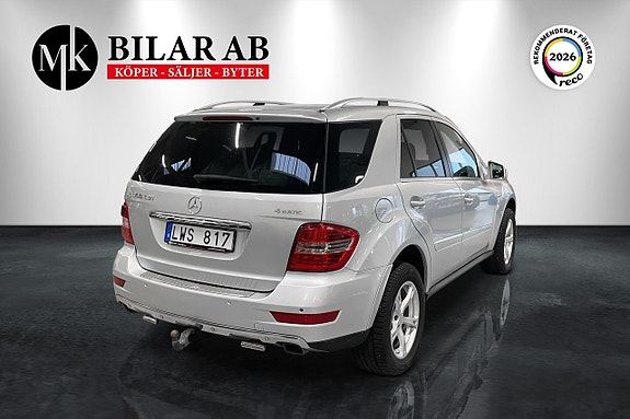 Mercedes-Benz ML350 5 of 13