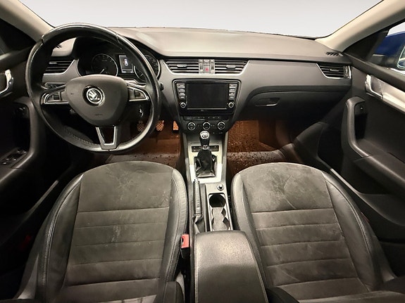 Skoda Octavia 11 of 18