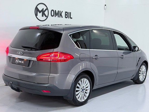 Ford S-MAX 3 of 5