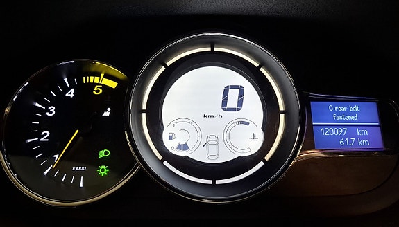 Renault Megane 12 of 22