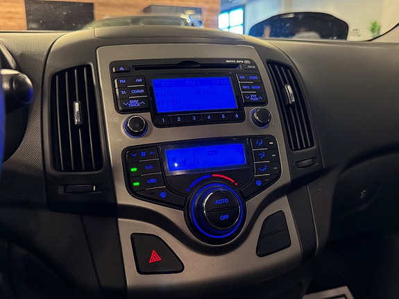 Hyundai i30 26 of 27